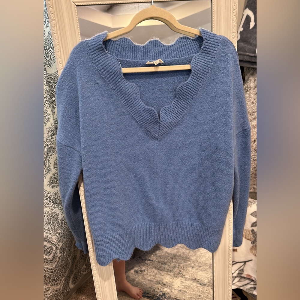 Brand new sweater no tags
